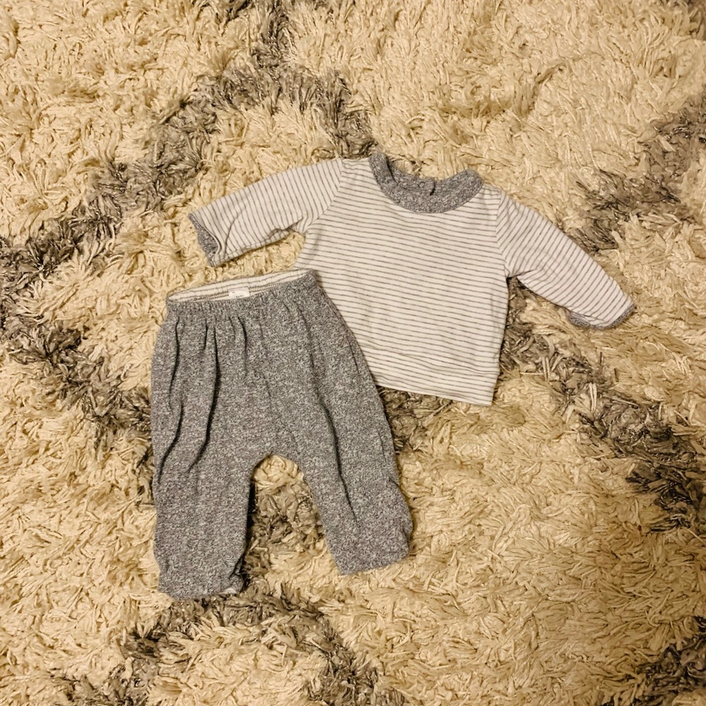 Gap Gray 0-3 Months Outfit